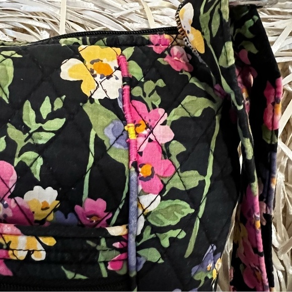 VERA BRADLEY Wildflower Garden Zipper Hipster Crossbody Yellow Floral REPAIRED - Picture 7 of 17